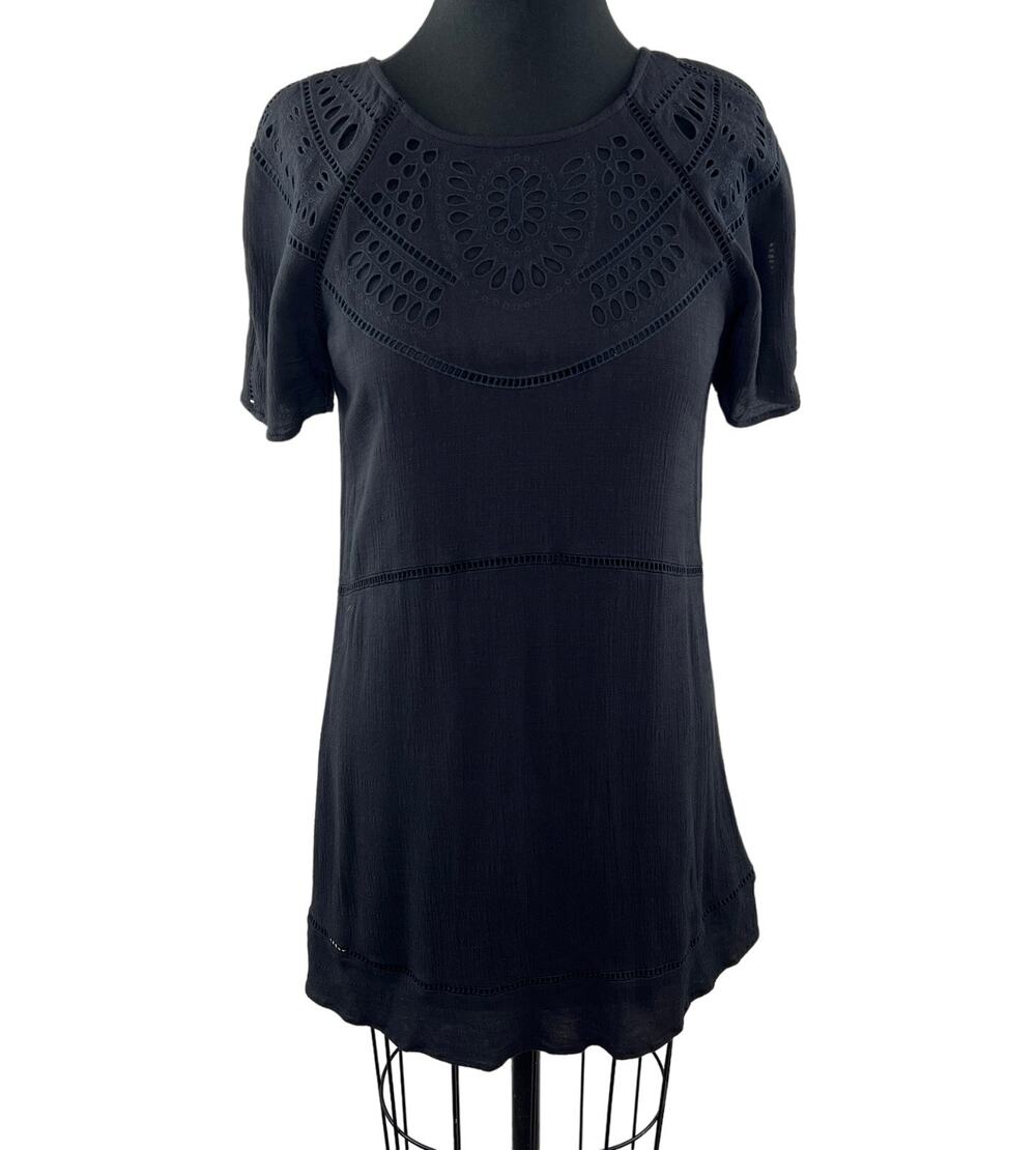 Avec Les Filles Laser Cut Short Sleeve Mini Dress Black Round Neck Sheath Sz XS
